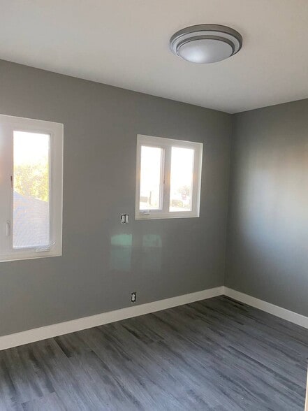 More Photos Of 405 W Broadway, Glendale Apartments For Sale