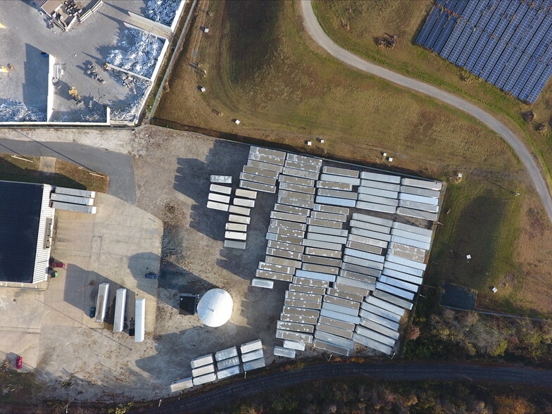 More Photos Of 9000 River Rd, Pennsauken Unknown For Lease