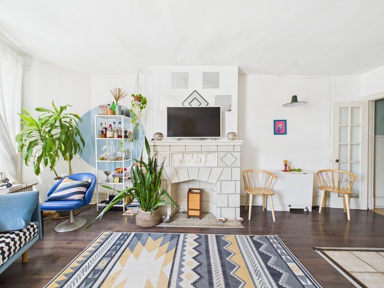 More Photos Of 4714 Woodland Ave, Philadelphia Apartments For Sale