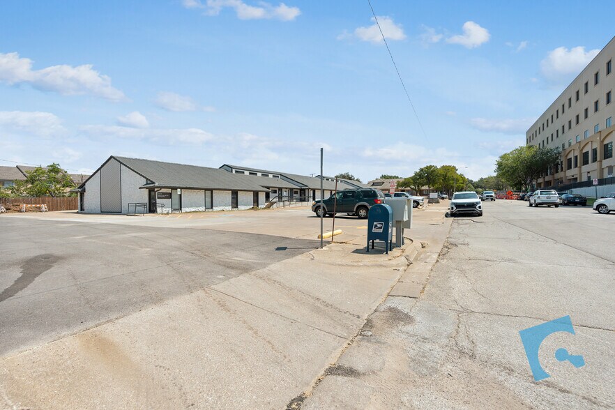 More Photos Of 601 Omega Dr, Arlington Medical For Lease