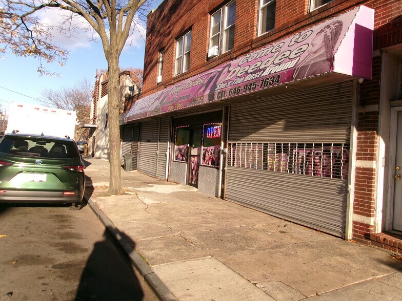 More Photos Of 324 Clinton Pl, Newark Storefront Retail Residential For Lease