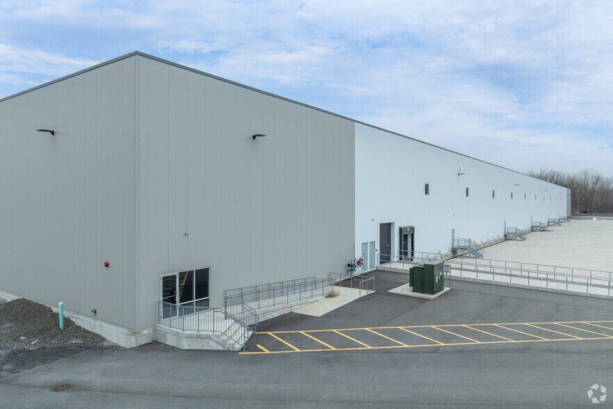 Primary Photo Of 24 Marble St, Hammond Warehouse For Sale