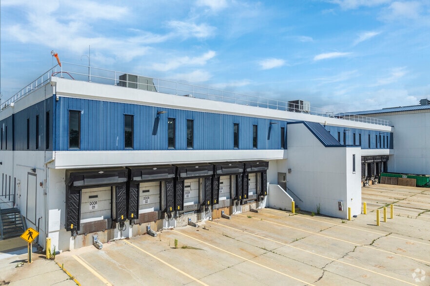 More Photos Of 1970 Bluff Rd, Columbia Food Processing For Sale