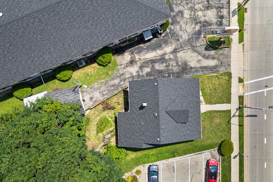 More Photos Of 240 E Fond du Lac St, Ripon Hotel For Sale