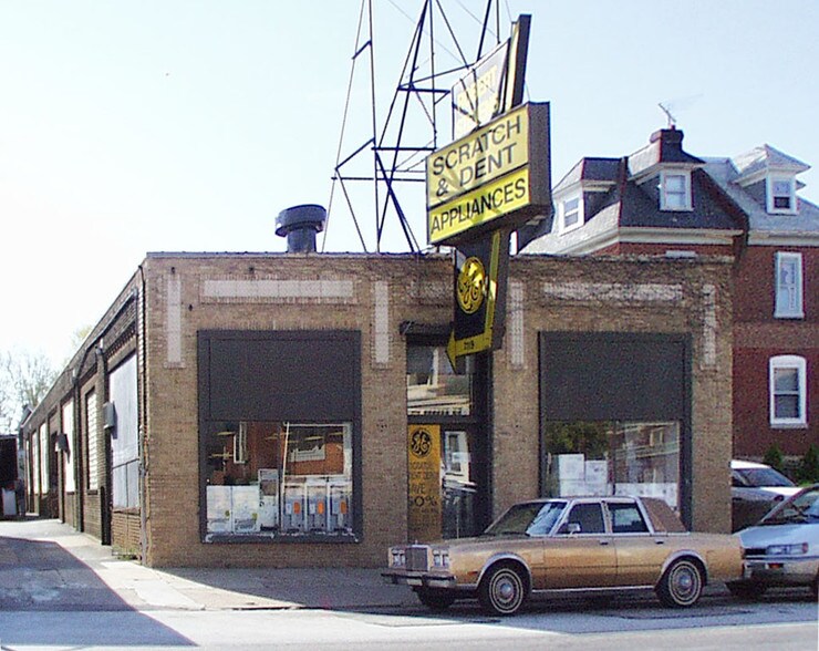 More Photos Of 7119 Rising Sun Ave, Philadelphia Freestanding For Sale