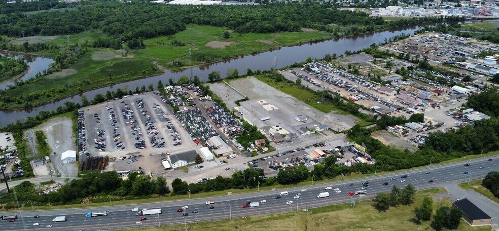 More Photos Of 425-435 Old Airport Rd, New Castle Land For Lease