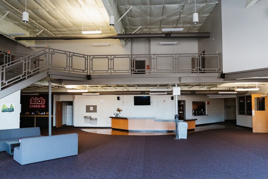 More Photos Of 1601 Galbraith Ave SE, Grand Rapids Office For Sale