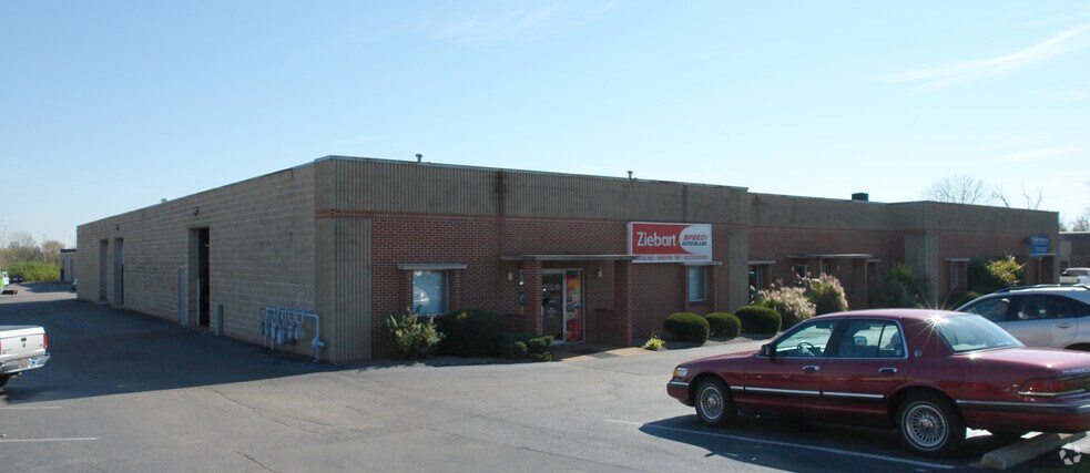 More Photos Of 70-78 Westpark Rd, Dayton Flex For Lease