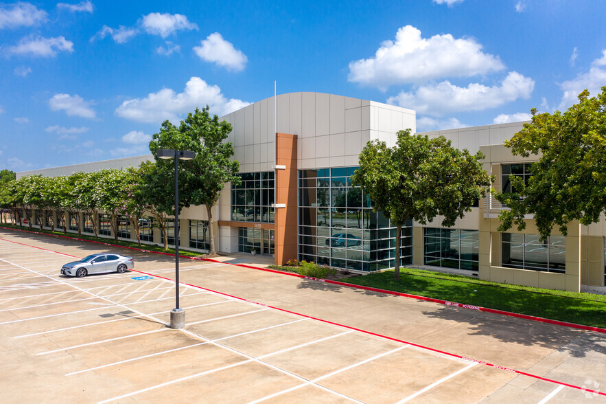 Primary Photo Of 1410 E Renner Rd, Richardson Medical For Lease