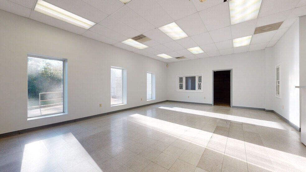 More Photos Of 2428 Nc-11 Hwy N, Kinston Warehouse For Sale