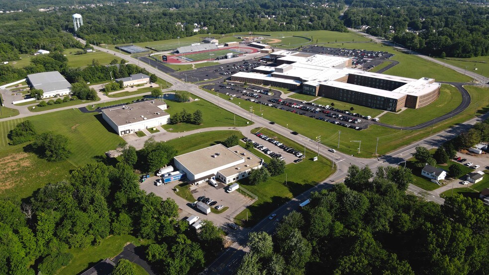 More Photos Of 1195 Clough Pike, Batavia Manufacturing For Lease