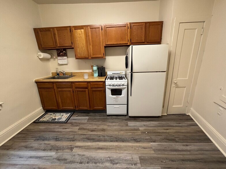 More Photos Of 222 S 15th St, Allentown Apartments For Sale