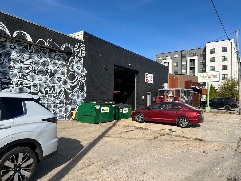 More Photos Of 1618-1626 State St, Nashville Warehouse For Lease