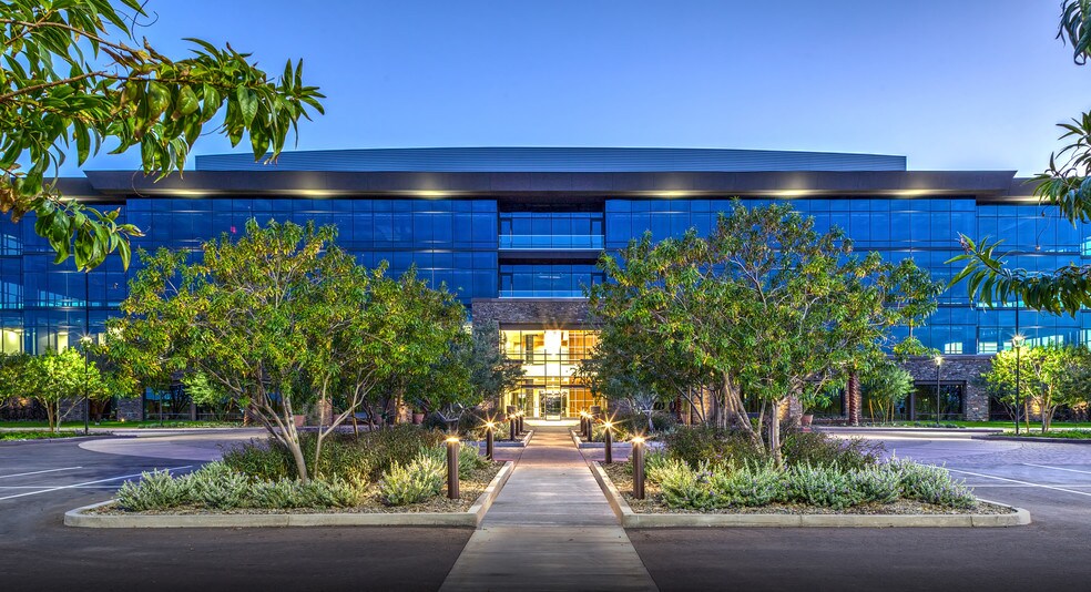 More Photos Of Gilbert & Pecos Rd, Gilbert Medical For Lease