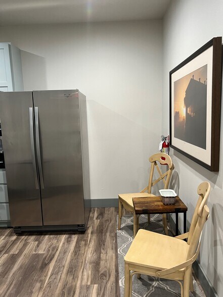 More Photos Of 4606 67th St, Lubbock Office For Sale