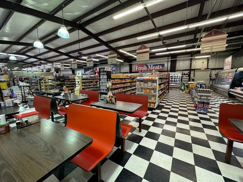 More Photos Of 9421 S Hwy 165, Woodworth Service Station For Sale