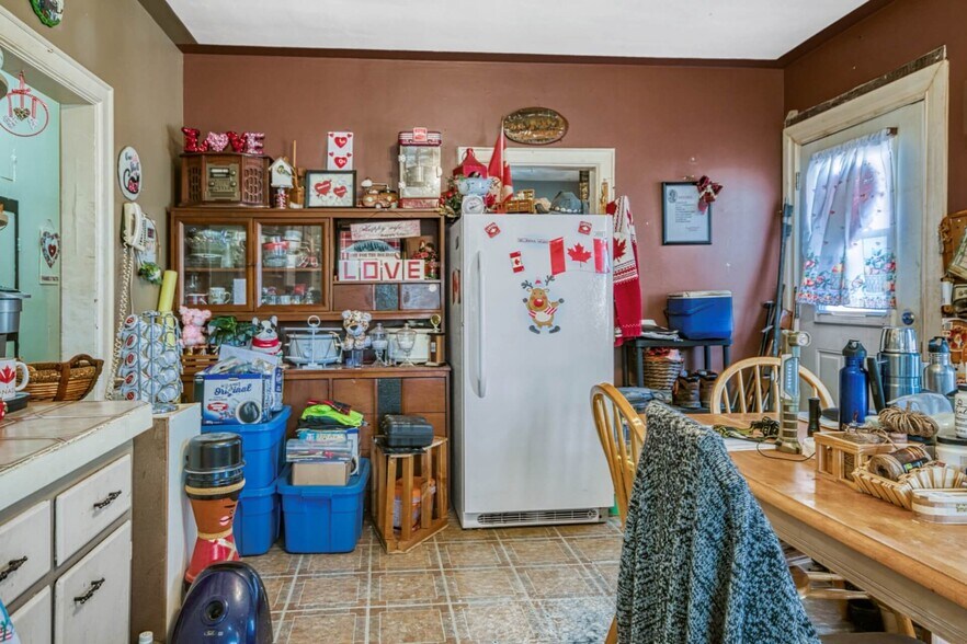 More Photos Of 375-377 Laforest Av, Sudbury Apartments For Sale