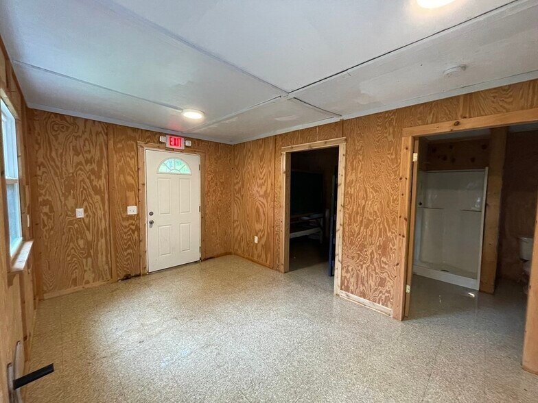 More Photos Of 1076 Roaring Brook, Conway Trailer Camper Park For Sale