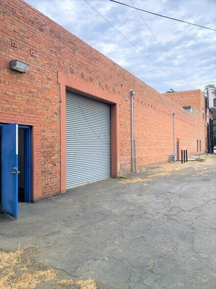 More Photos Of 945 N El Dorado St, Stockton Apartments For Lease