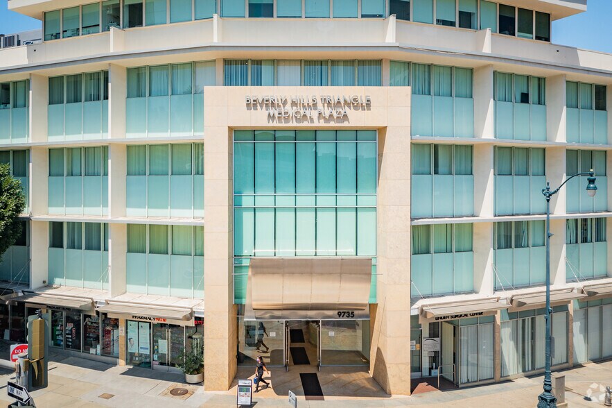 More Photos Of 9735 Wilshire Blvd, Beverly Hills Medical For Lease
