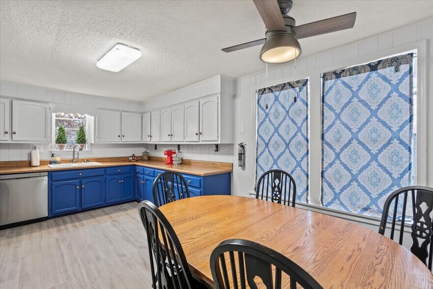 More Photos Of 9142 Railroad Ave, Olive Branch Office Residential For Sale