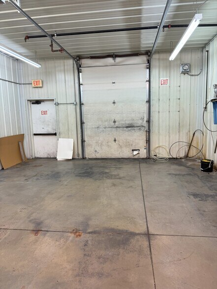 More Photos Of 100 A J Harle Dr, Galena Manufacturing For Sale