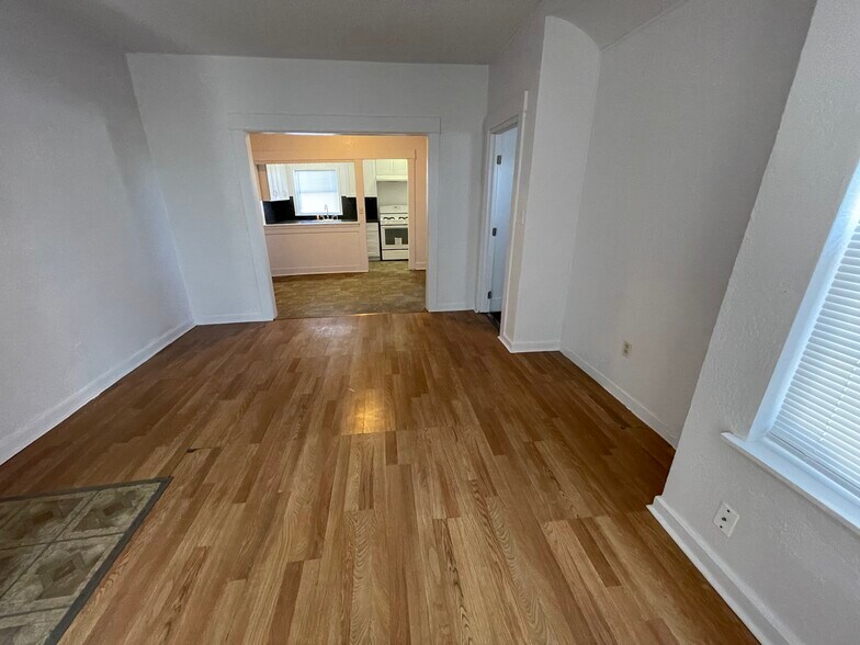 More Photos Of 2439 Rio Linda Blvd, Sacramento Apartments For Sale