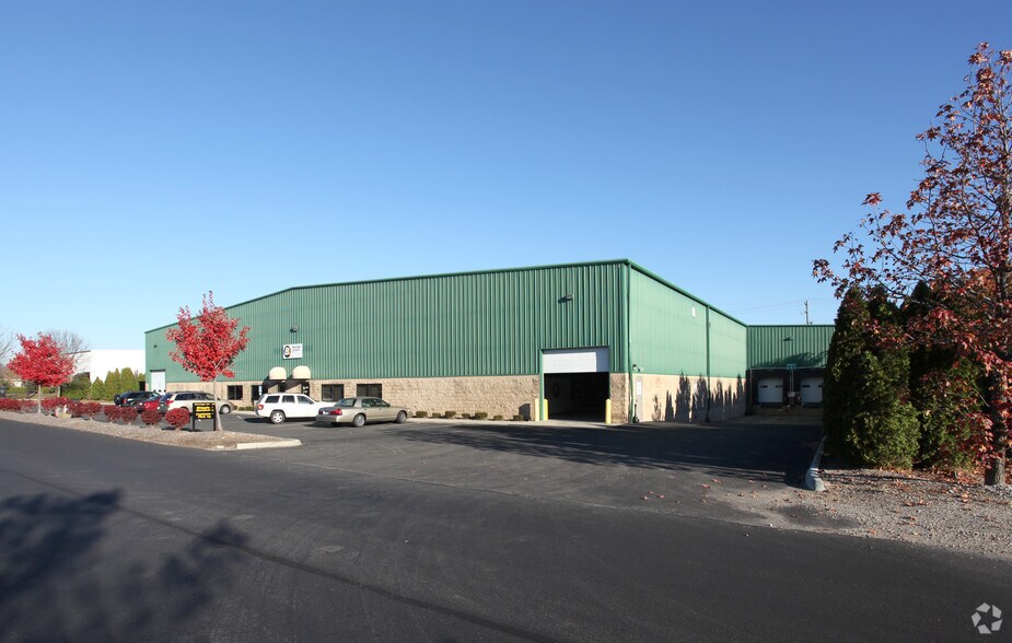 Primary Photo Of 5820-5860 Clyde Moore Dr, Groveport Warehouse For Lease