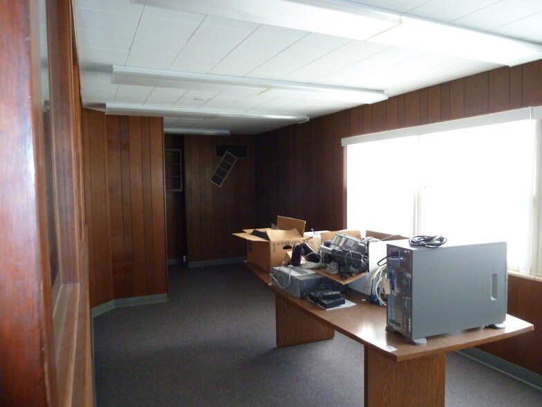 More Photos Of 1830 S Bannock St, Denver Manufacturing For Lease
