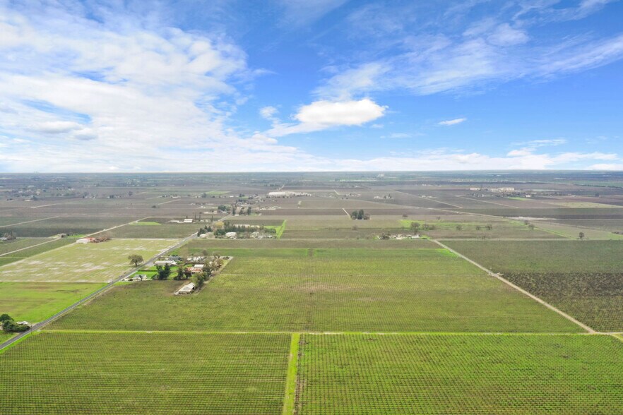 More Photos Of 20325 N Ray Rd, Lodi Land For Sale