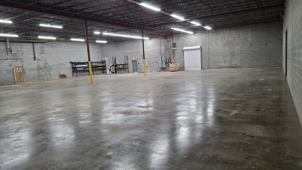 More Photos Of 3843 Highway 41 N, Resaca Distribution For Sale