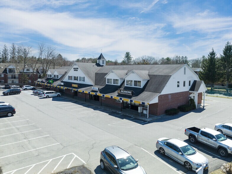 More Photos Of 2580 Western Ave, Guilderland Center Office For Lease