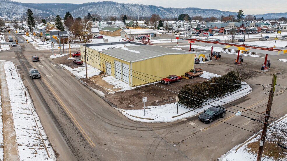 More Photos Of 765 Columbia Blvd, Bloomsburg Auto Repair For Sale