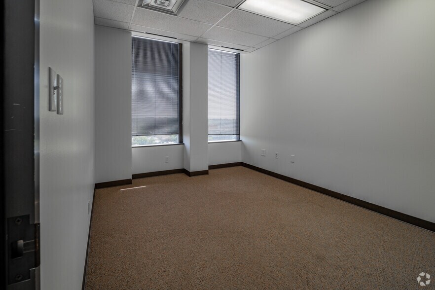 More Photos Of , San Antonio Office For Sale