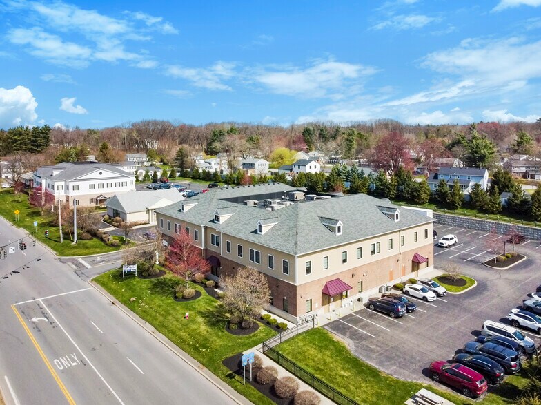 More Photos Of 399 Albany Shaker Rd, Loudonville Freestanding For Lease