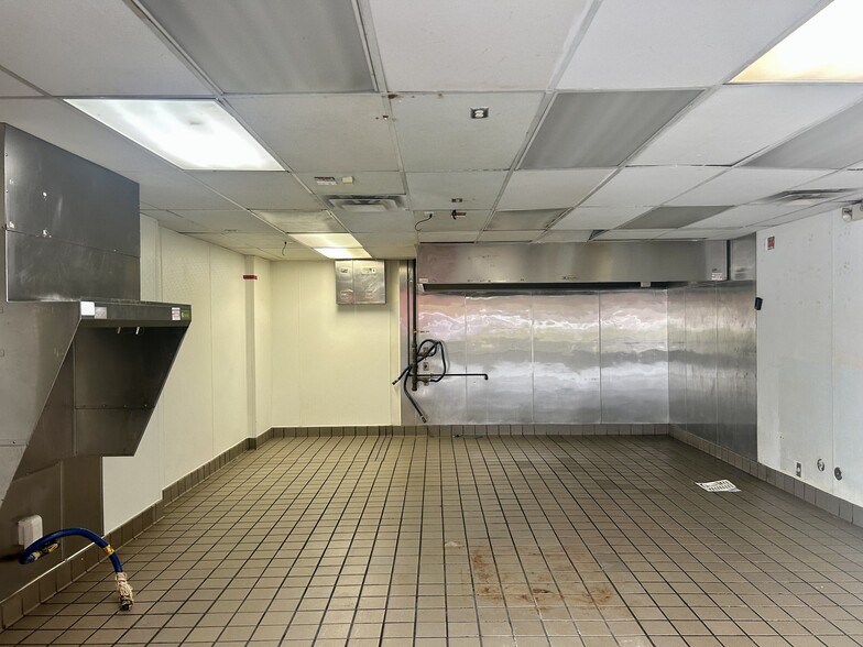 More Photos Of 743 E Main St, Santa Maria Restaurant For Sale