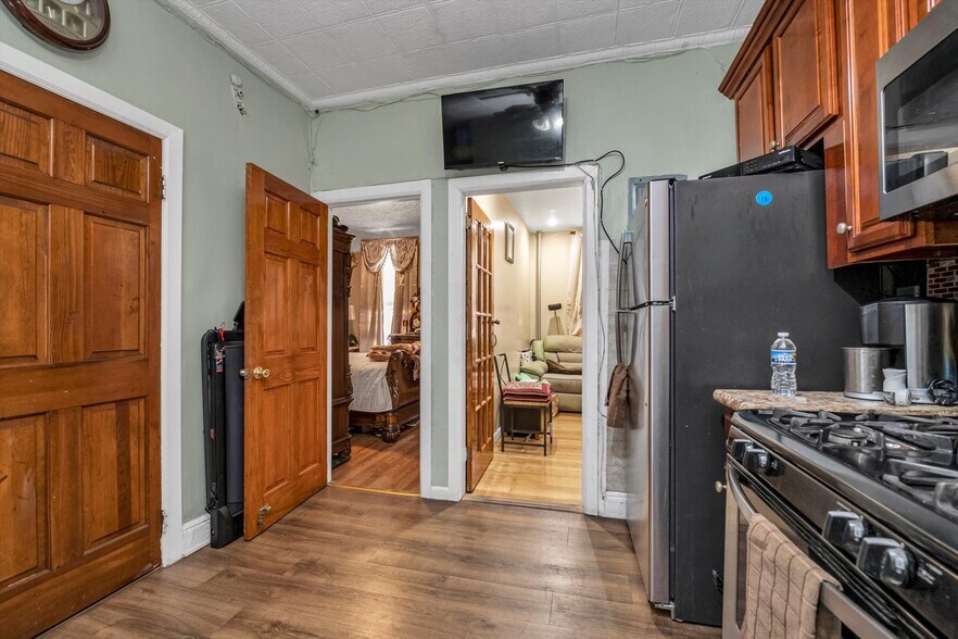 More Photos Of 2539 Church Ave, Brooklyn Apartments For Sale