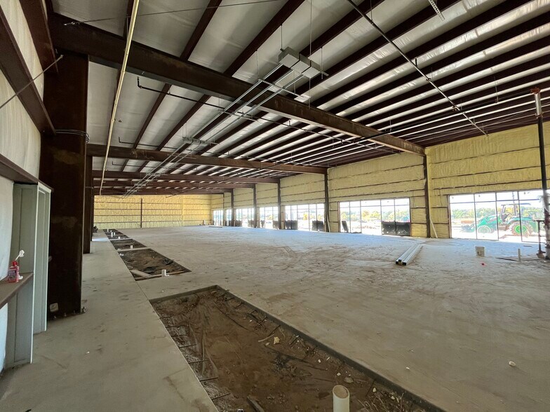 More Photos Of 1633 Highway 183, Leander Freestanding For Lease