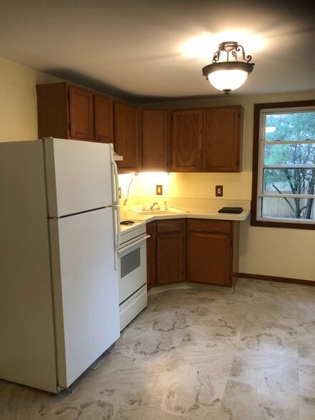 More Photos Of 1887 Joshuas Path, Central Islip Apartments For Sale