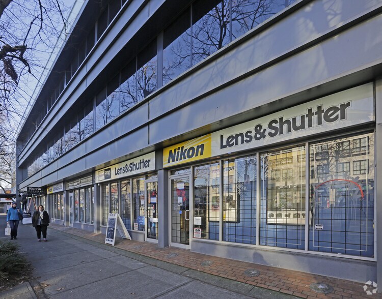 More Photos Of 2902-2918 Broadway W, Vancouver Office For Lease