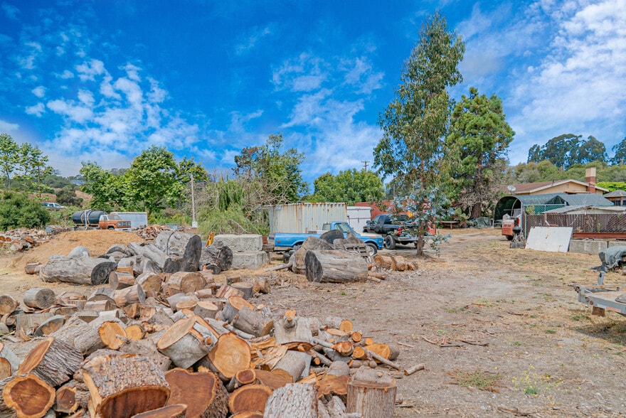 More Photos Of 10050 Reese Cir, Prunedale Warehouse For Sale