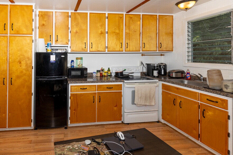 More Photos Of 231 Lehua St, Wahiawa Multifamily For Sale
