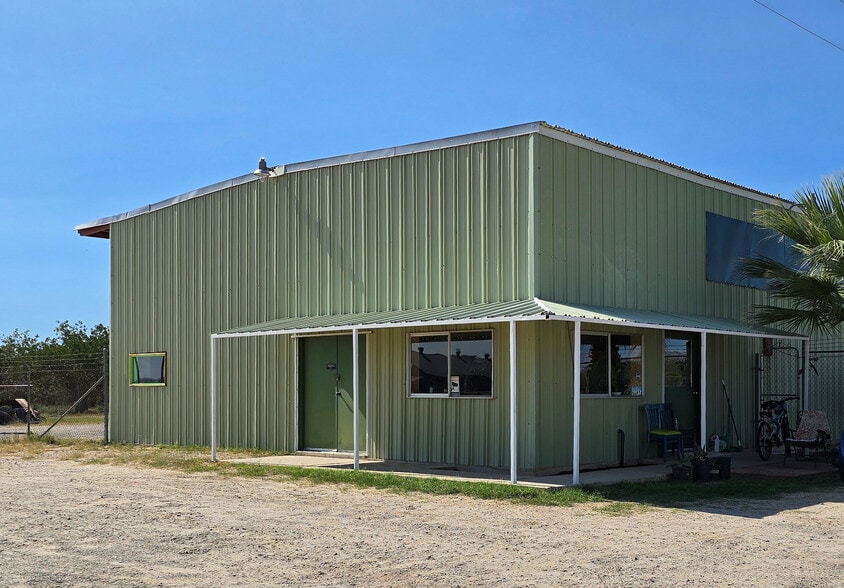 Primary Photo Of 69828 US-60, Wenden Warehouse For Sale