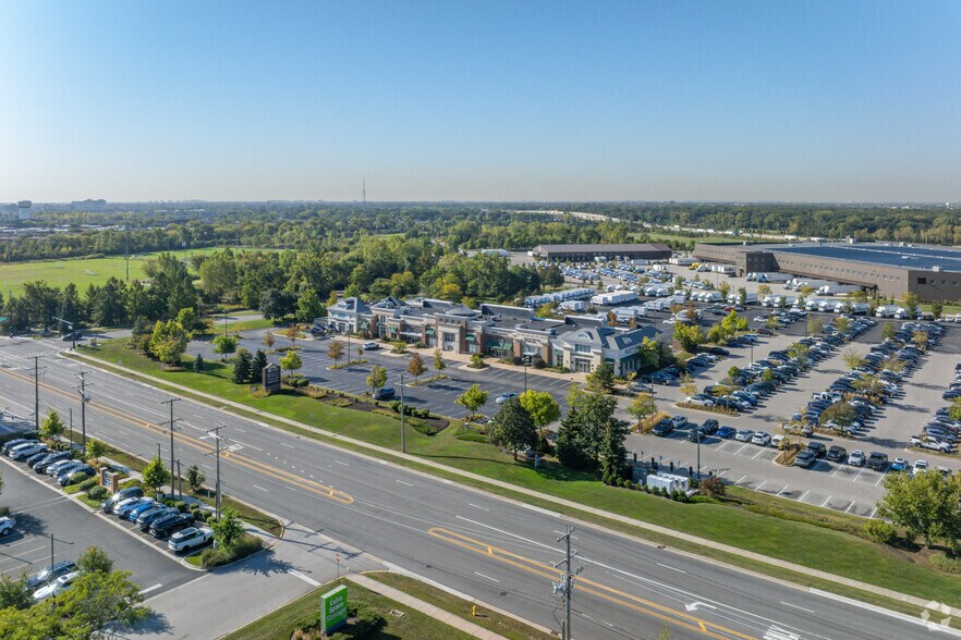 More Photos Of 1100 N Milwaukee Ave, Glenview General Retail For Lease