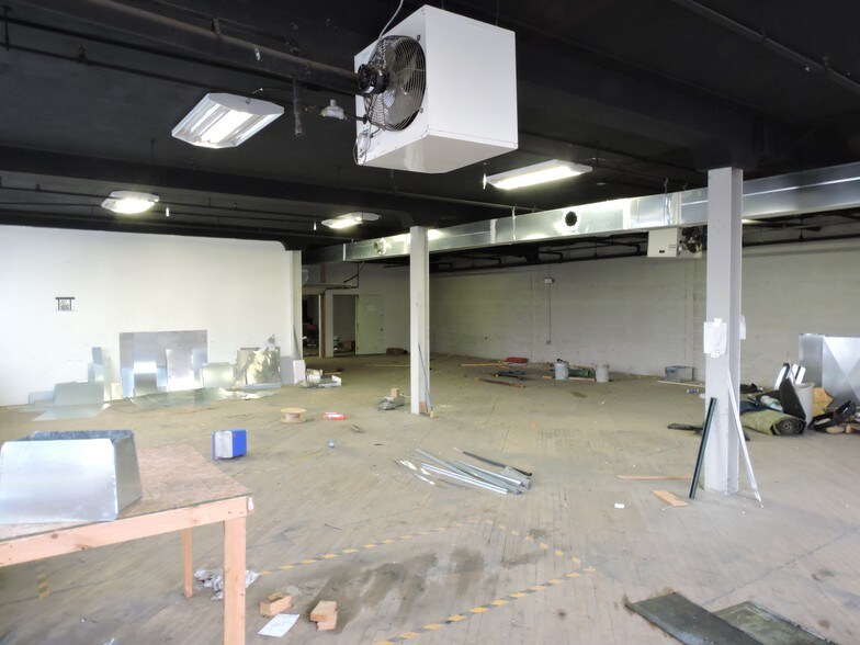 More Photos Of 301 Winchester Ave, Martinsburg Light Manufacturing For Sale