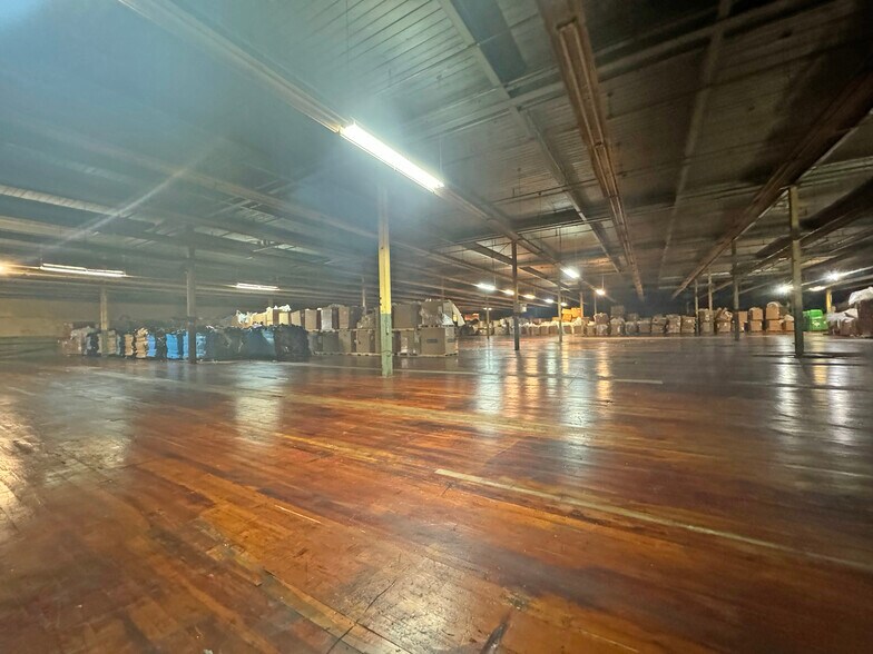 More Photos Of 4730 Ninety Six Hwy, Ninety Six Distribution For Sale