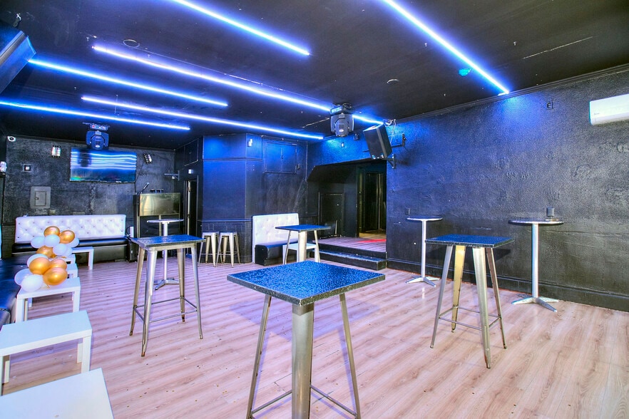More Photos Of 845 E Main St, Bridgeport Restaurant For Sale