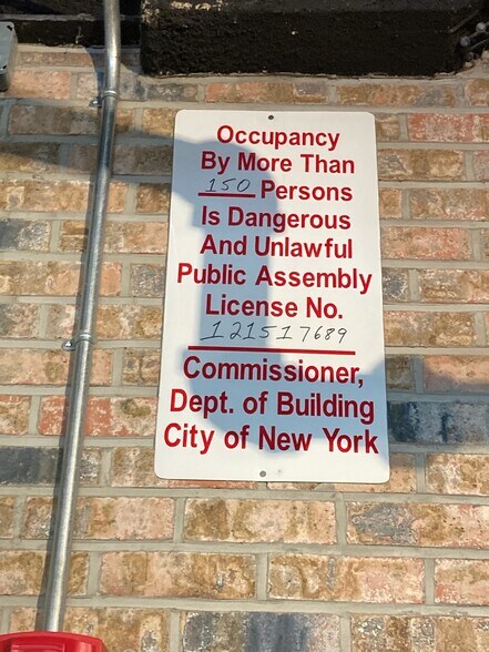More Photos Of 100 Delancey St, New York Apartments For Lease