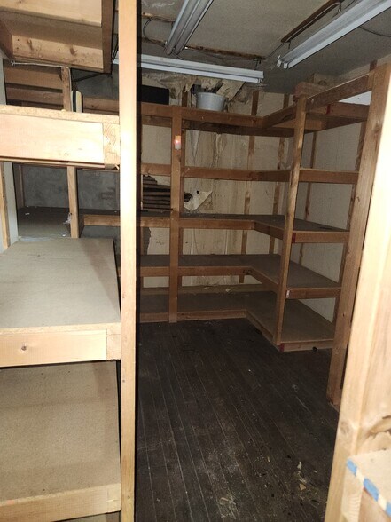 More Photos Of 3149 Kensington Ave, Philadelphia Storefront For Sale