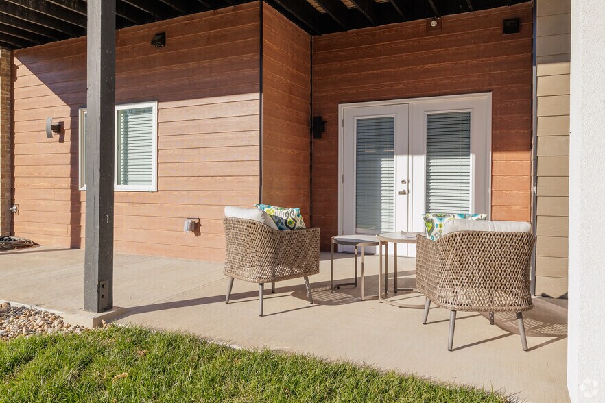 More Photos Of 2620 W Sunshine St, Springfield Apartments For Lease